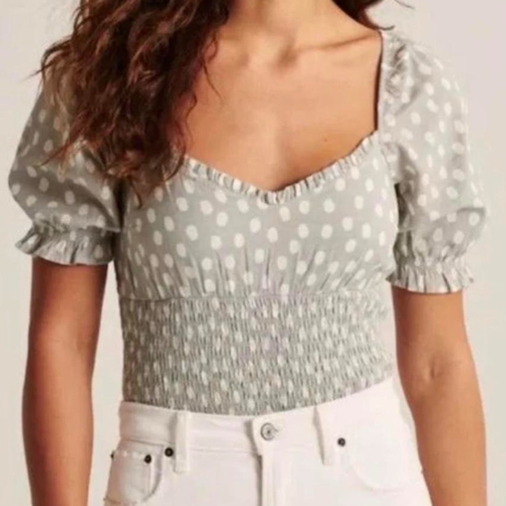 Abercrombie & Fitch Polka Dot Puff Sleeve Smocked Top M